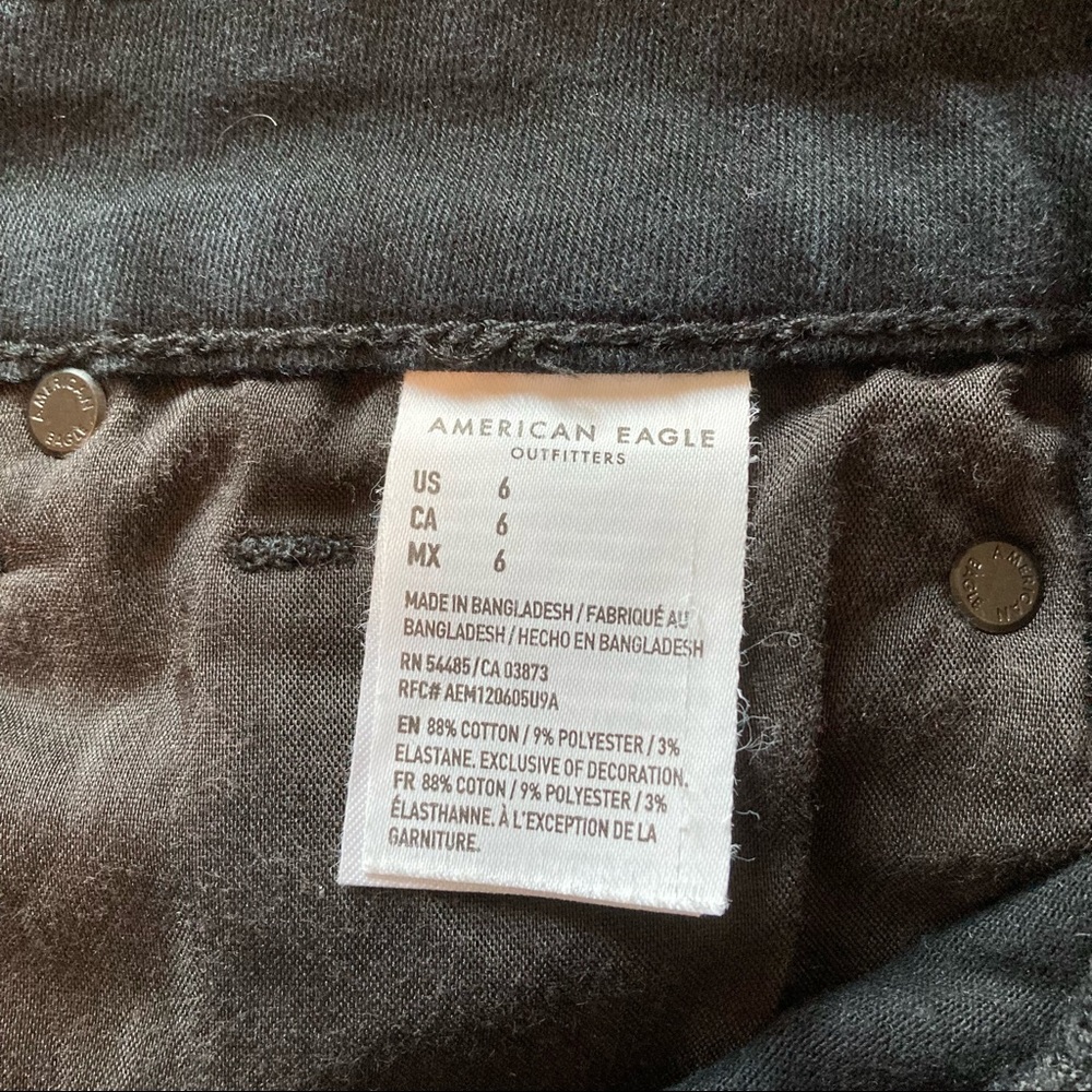 American Eagle Black AE Ne(x)t Level Curvy High-Waisted Short Short - Picture 10 of 14